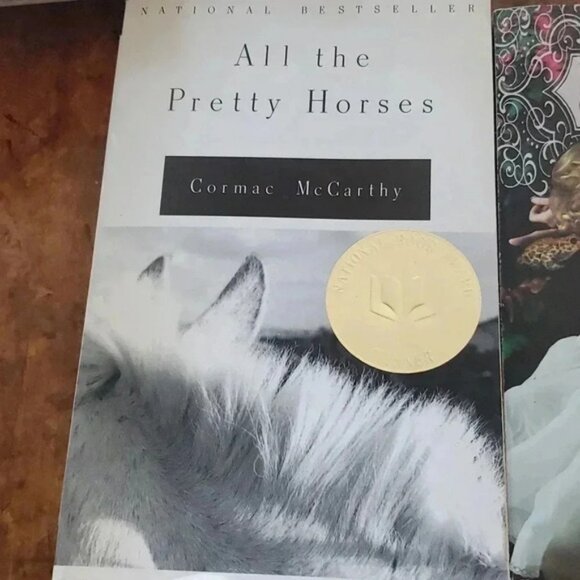 Books lot of 5 - Picture 6 of 7